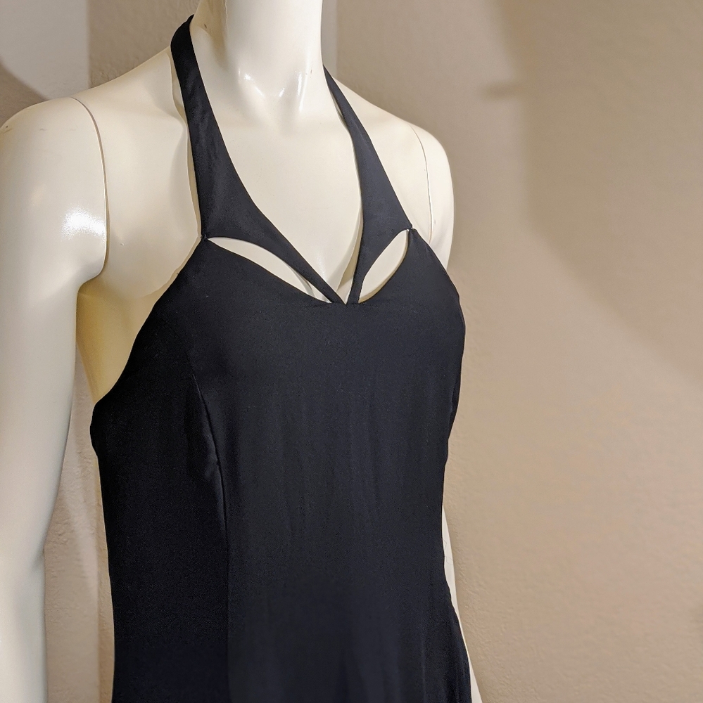 Black Cut out Dress you are not alone - Picture 4 of 10